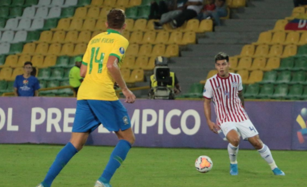 HOY / Nuevo fracaso de la selección que regresa a casa