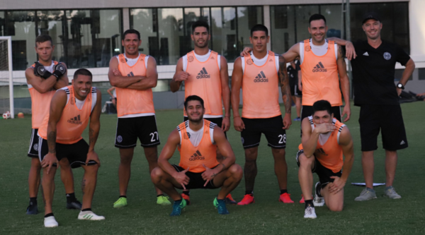 HOY / Olimpia apunta a adueñarse de la cima del torneo