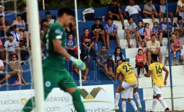 HOY / Guaraní anda sin freno, golea y toca la punta del campeonato