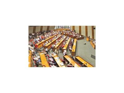 Más excombatientes piden inclusión en lista de beneficiarios