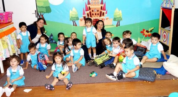 Inician clases en algunos colegios - Locales - ABC Color
