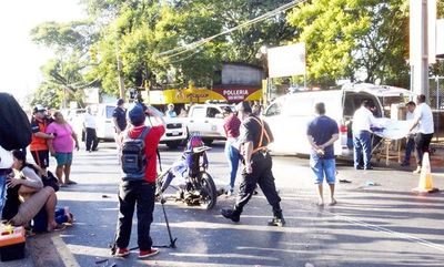 Motociclista muere arrollado sobre Acceso Sur - Judiciales y Policiales - ABC Color