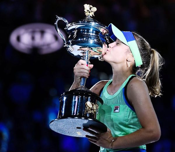 Dulce primer beso de Kenin - Deportes - ABC Color