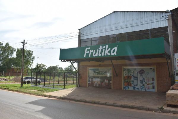 Frutika se expande y llega a la ciudad de Coronel Oviedo