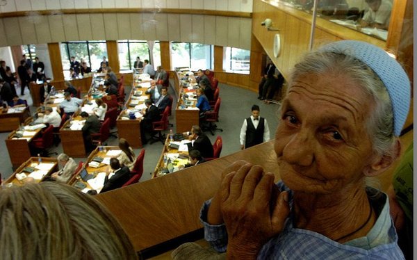Abuelitos aún tienen tiempo de inscribirse al Programa de Pensión Alimentaria | Noticias Paraguay