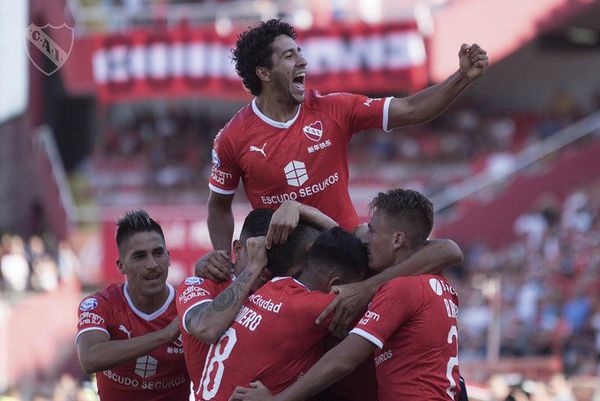 El Rojo aplastó a Rosario - Fútbol - ABC Color