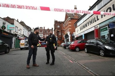 Incidente "terrorista" en Londres: la policía abatió a un hombre que apuñaló a dos personas - ADN Paraguayo