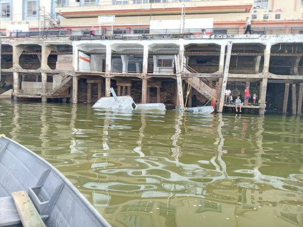 Patrullera de la Armada se hunde en puerto de Asunción - Nacionales - ABC Color