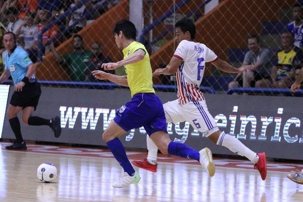HOY / Brasil vence a Paraguay en el arranque de las Eliminatorias de futsal FIFA