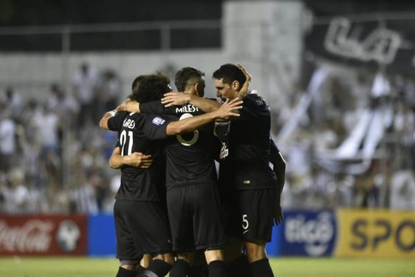 El gumarelo se impone y llega a la cima - Fútbol - ABC Color