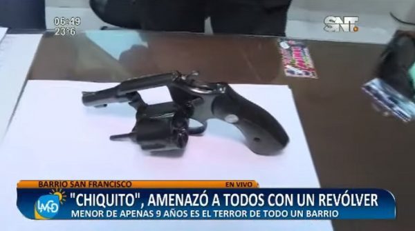 Niño de nueve años es capturado con un revólver