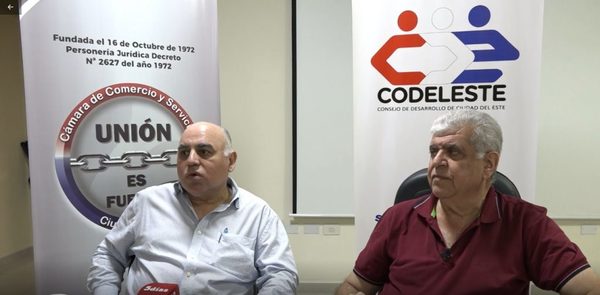 Empresarios insisten en reclamo sobre cobro por depósitos