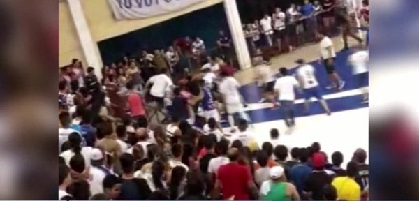 A las trompadas, así terminó un partido de fútbol en Concepción | Noticias Paraguay
