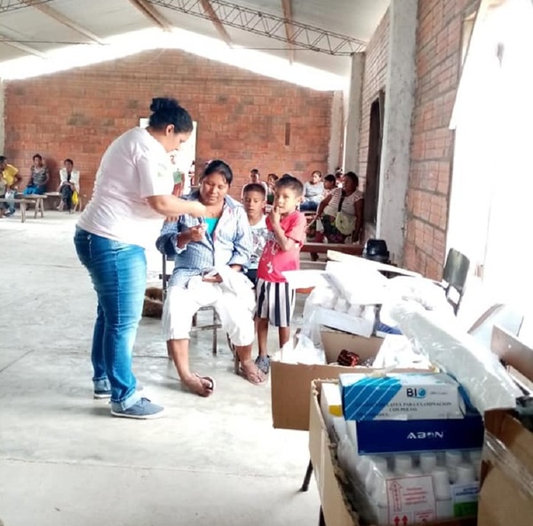 Salud Pública brindó asistencia a comunidades indígenas de difícil acceso del Chaco - .::RADIO NACIONAL::.