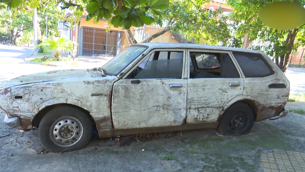 Vehículos abandonados se convertirán en varillas