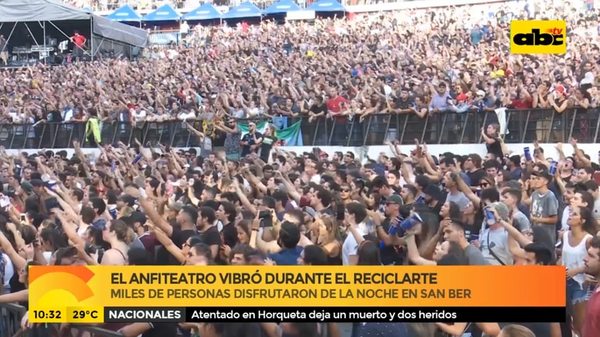 El anfiteatro vibró durante el Reciclarte - ABC Noticias - ABC Color