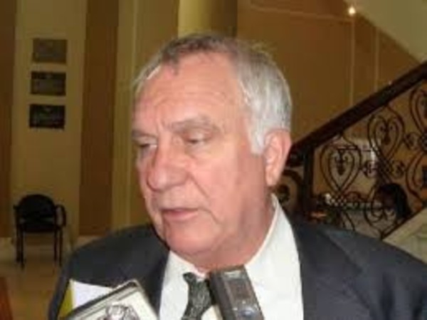 Exsenador advierte sobre un peligro real que podría quebrantar el proceso democrático paraguayo