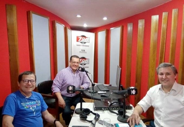 HOY / Exministro de helicópteros de oro, ahora será opinador en la 780 con Carlos Peralta