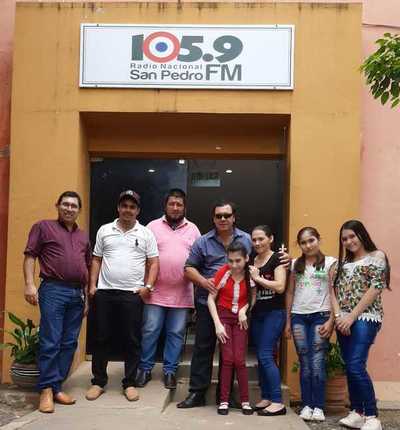 Una Joven con capacidades diferentes cumple su sueño de conocer Radio Nacional. - .::RADIO NACIONAL::.