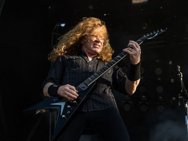Cantante de Megadeth anuncia que está "100 por 100 libre" de cáncer