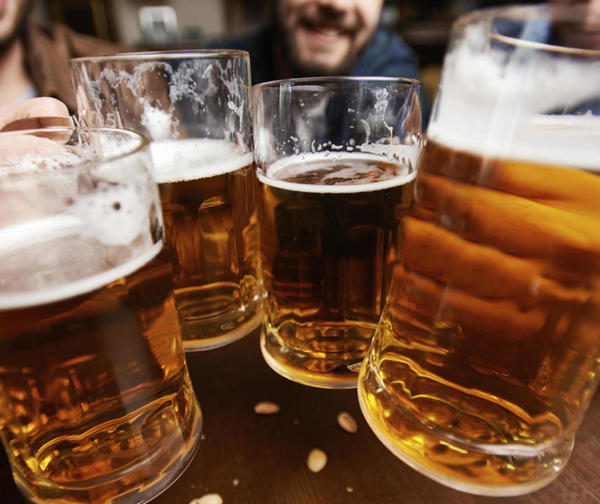 Ronda de tragos termina con dos mujeres muertas