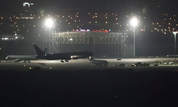 El avión del Air Canada aterrizó sin mayores dificultades