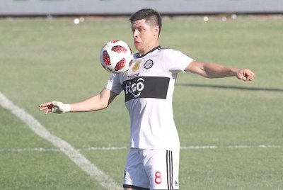 Olimpia pedirá anular la expulsión de Rodrigo Rojas