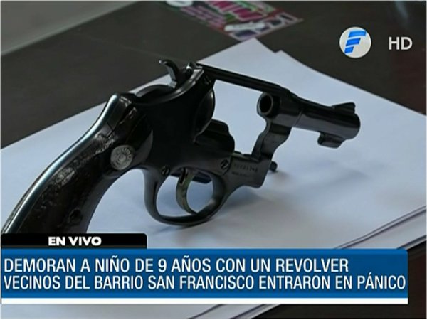 Imputan a madre del niño detenido con un arma de fuego