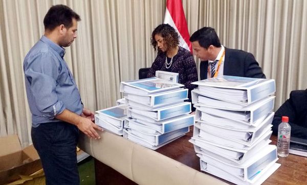 Seis ofertas recibe MOPC para el puente bioceánico - Economía - ABC Color
