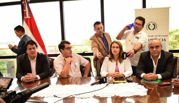 HOY / Dinero sucio en campaña: “El origen de todo está en cómo llegan los políticos”