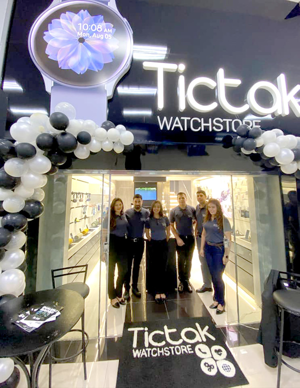 La primera tienda de “smartwatch” de la Triple Frontera se instala en CDE