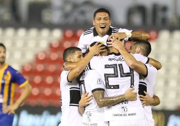 Llegó como figura y por falta de oportunidades dejaría Olimpia