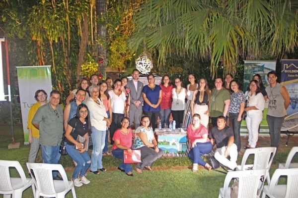 Gran concurrencia al conversatorio en homenaje al 63° aniversario de CDE - ADN Paraguayo