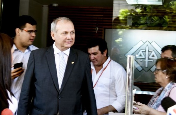 Contra Mario Ferreiro no hay pruebas sino solo 'indicios', dice abogado