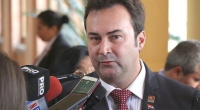 Presidente de IPS insiste en que trabajadores se jubilen a los 65 años
