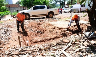 Reforman estacionamiento municipal recientemente recuperado