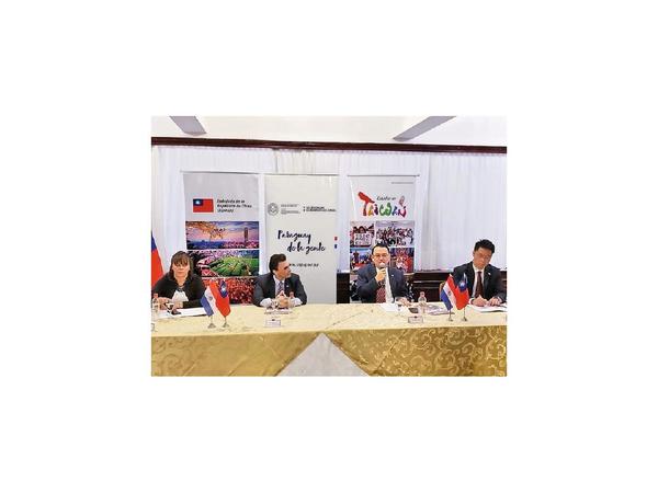 Taiwán prevé otorgar al país 40 becas de estudios superiores