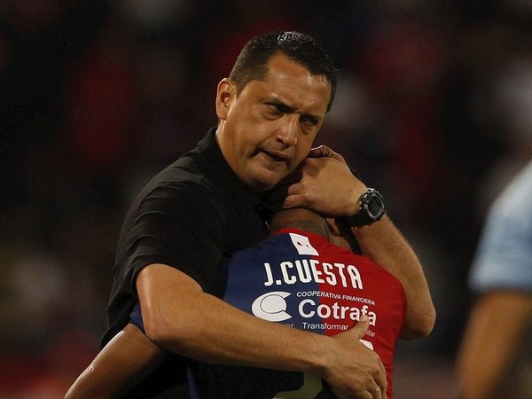 Independiente Medellín de Aldo Bobadilla golea al Táchira