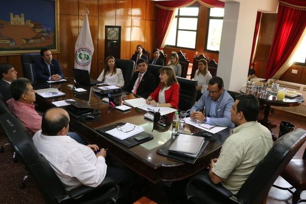 Ministra de Trabajo recomienda mantener en 60 años la edad para jubilación