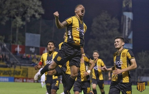 Guaraní enfrenta a Corinthians por la Copa Libertadores
