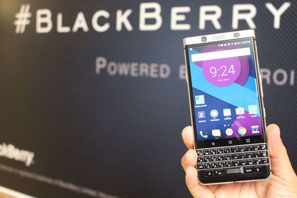 Se dejarán de producir teléfonos móviles bajo la marca BlackBerry - Tecnología - ABC Color