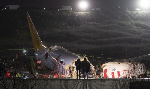 Tres muertos dejó el accidente aéreo en Estambul - Mundo - ABC Color