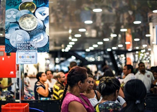 Venezuela: Inflación cerró en 9.585,5%