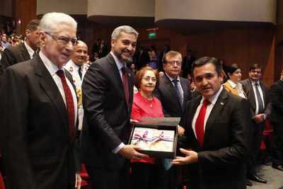Lanzan ediciones limitadas de los emblemáticos libros de lectura Semillita y Estrellita | .::Agencia IP::.