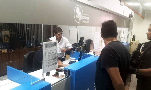 Expulsan del país a líder e integrantes de una facción criminal brasileña