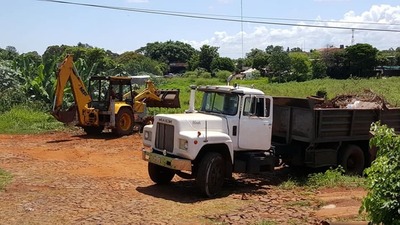 Aplican otra multa por tirar basura en espacio público