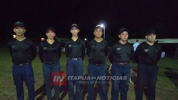 JURAN SEIS NUEVOS BOMBEROS EN SAN JUAN DEL PARANÁ.