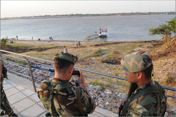 Militar desaparece en aguas de la bahía de Asunción