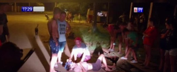 Ronda de tragos termina a los golpes en Encarnación | Noticias Paraguay