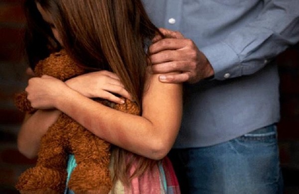 Un hombre fue imputado por supuestamente haber abusado de su nieta de 2 años